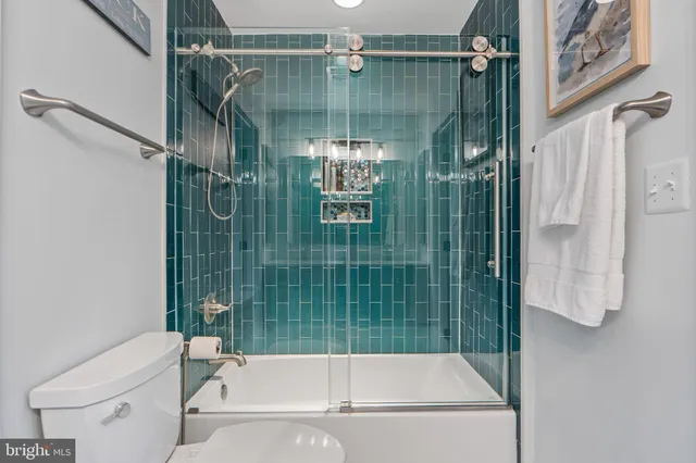 $1,325,000 | 43423 Mountcastle Drive, Chantilly, VA 20152