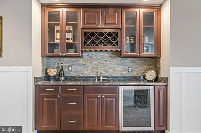 $1,325,000 | 43423 Mountcastle Drive, Chantilly, VA 20152