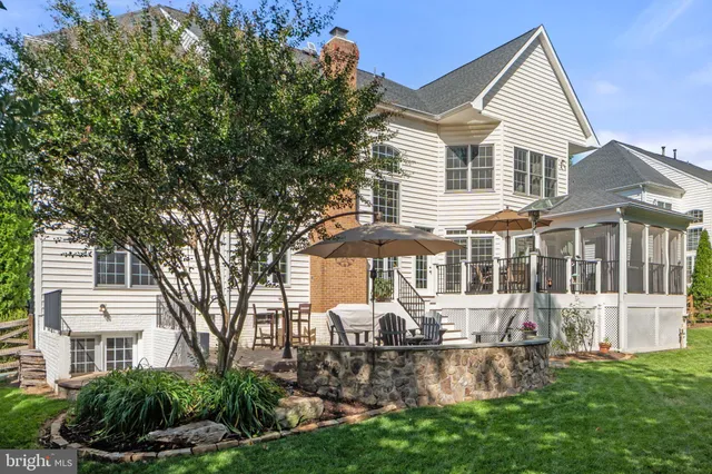 $1,325,000 | 43423 Mountcastle Drive, Chantilly, VA 20152