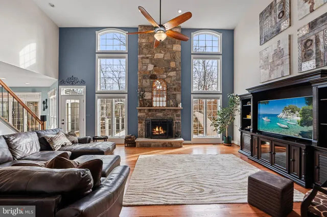 $1,325,000 | 43423 Mountcastle Drive, Chantilly, VA 20152