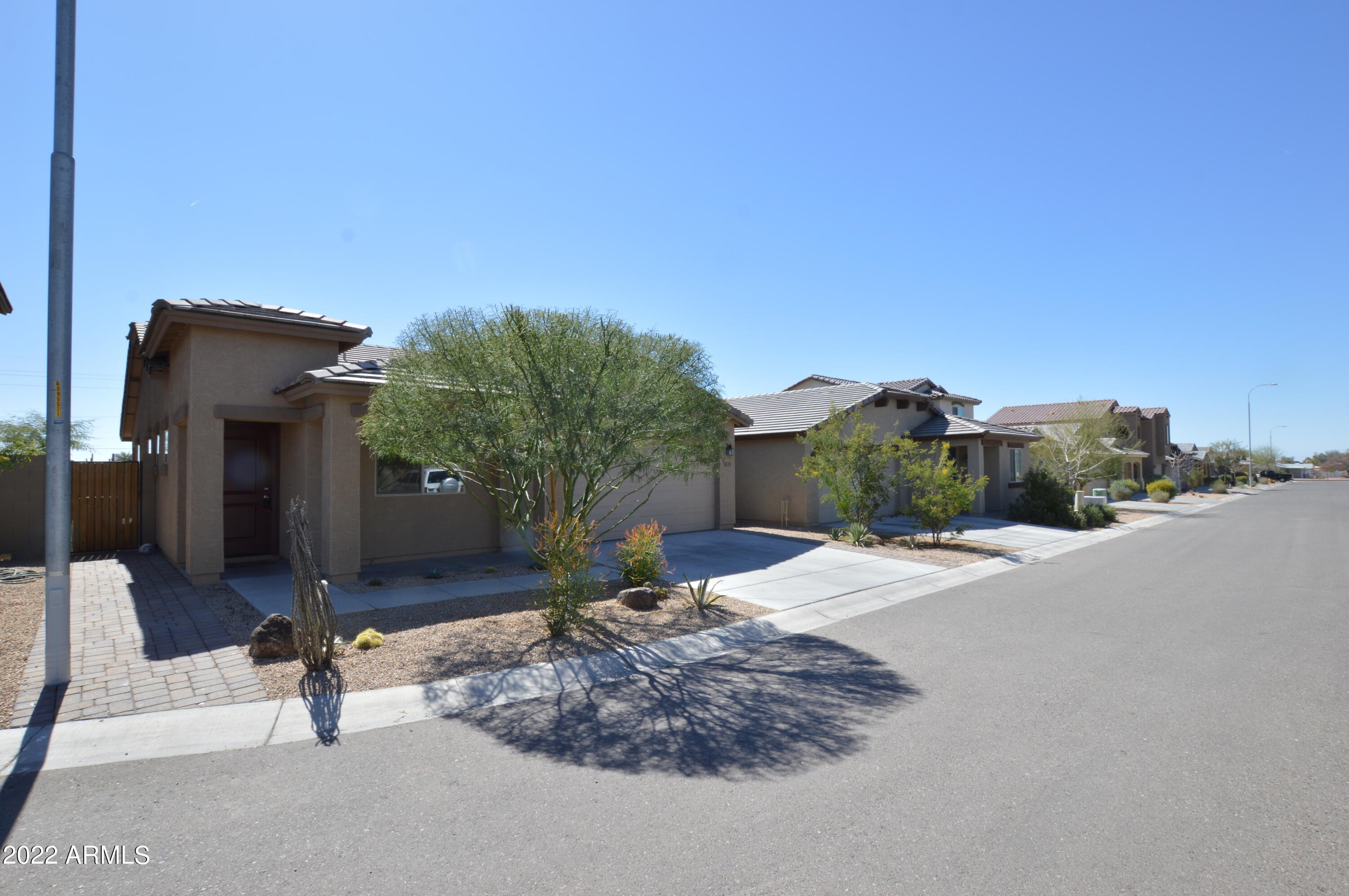 1833 West Rd Agent Street Apache Junction, AZ 85120 - Photo 2 of 18 DSC_0047
