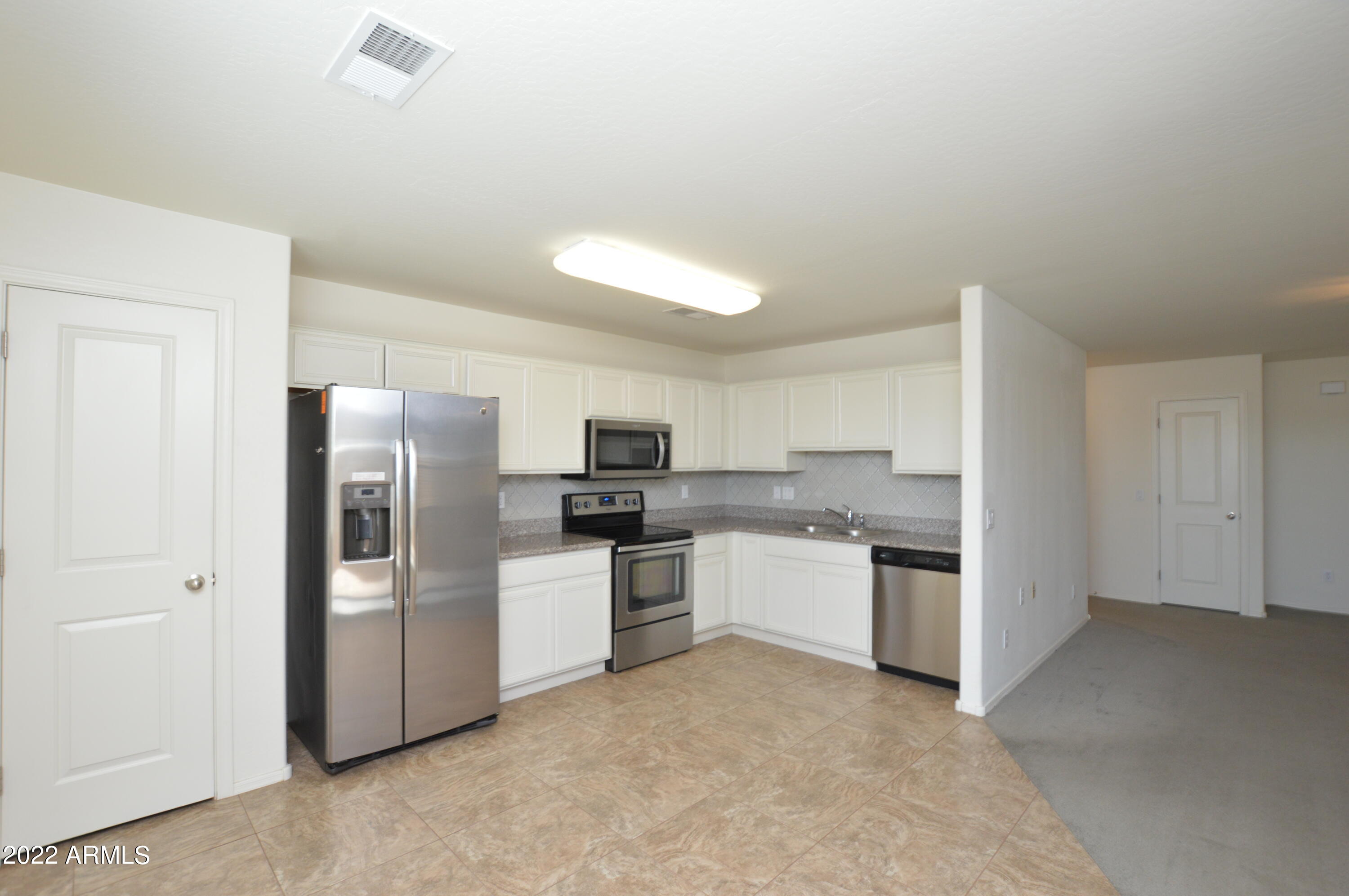 1833 West Rd Agent Street Apache Junction, AZ 85120 - Photo 6 of 18 DSC_0054