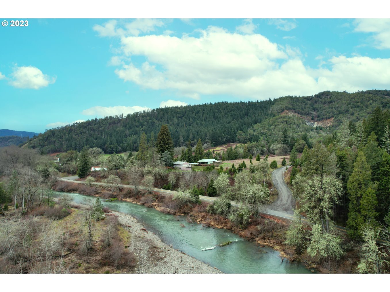 2320 Gazley Road Myrtle Creek, OR 97457 - Photo 3 of 12 Gallery Image 3