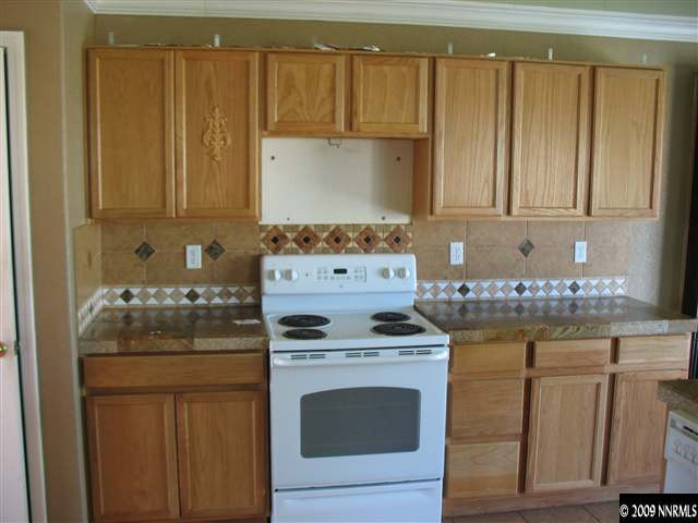 7767 Tulear Street Reno, NV 89506 - Photo 4 of 9 Photo 4