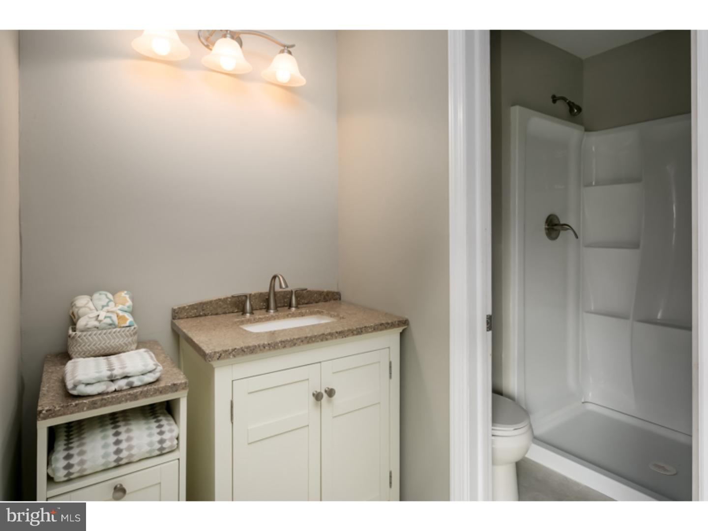 17 Merion Road Marlton, NJ 08053 - Photo 17 of 23 Master Bathroom