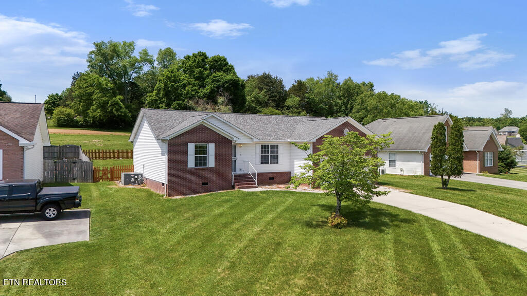 7525 Wilderness Path Road Corryton, TN 37721 - Photo 2 of 27 DJI_20240502132540_0044_D
