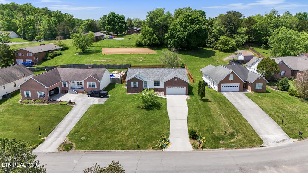7525 Wilderness Path Road Corryton, TN 37721 - Photo 4 of 27 DJI_20240502132621_0046_D