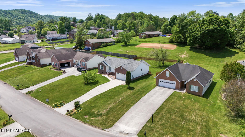 7525 Wilderness Path Road Corryton, TN 37721 - Photo 6 of 27 DJI_20240502132731_0049_D
