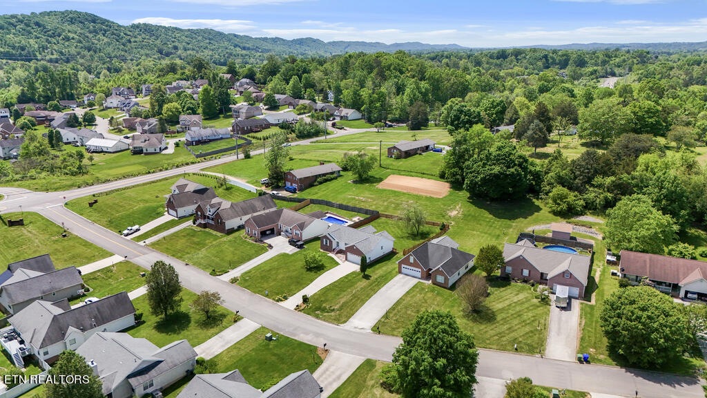 7525 Wilderness Path Road Corryton, TN 37721 - Photo 8 of 27 DJI_20240502132756_0051_D