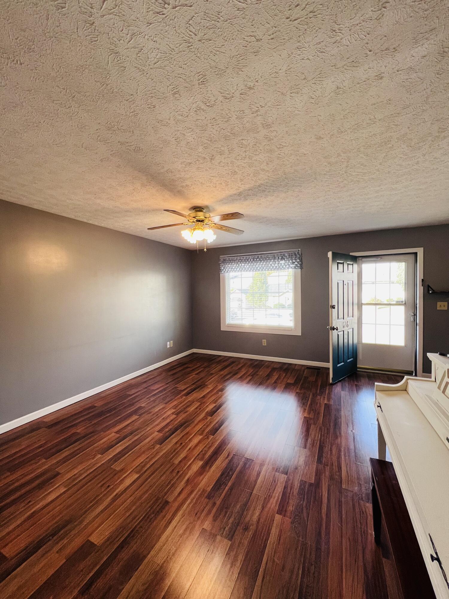 126 Spring Ridge Way Winchester, KY 40391 - Photo 5 of 14 FullSizeRender