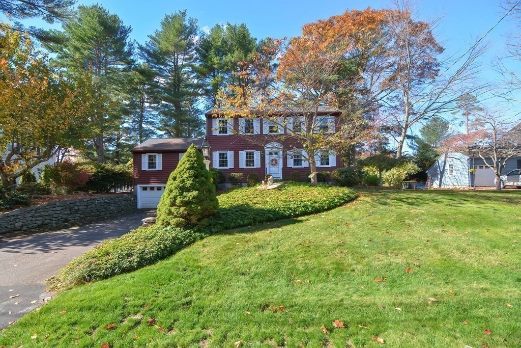 9 Warwick Road Franklin, MA 02038 - Photo 1 of 41 Gallery Image 1