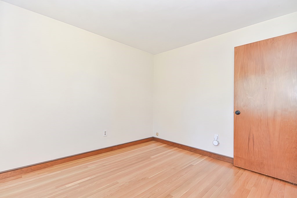 9 Warwick Road Franklin, MA 02038 - Photo 28 of 41 Gallery Image 28
