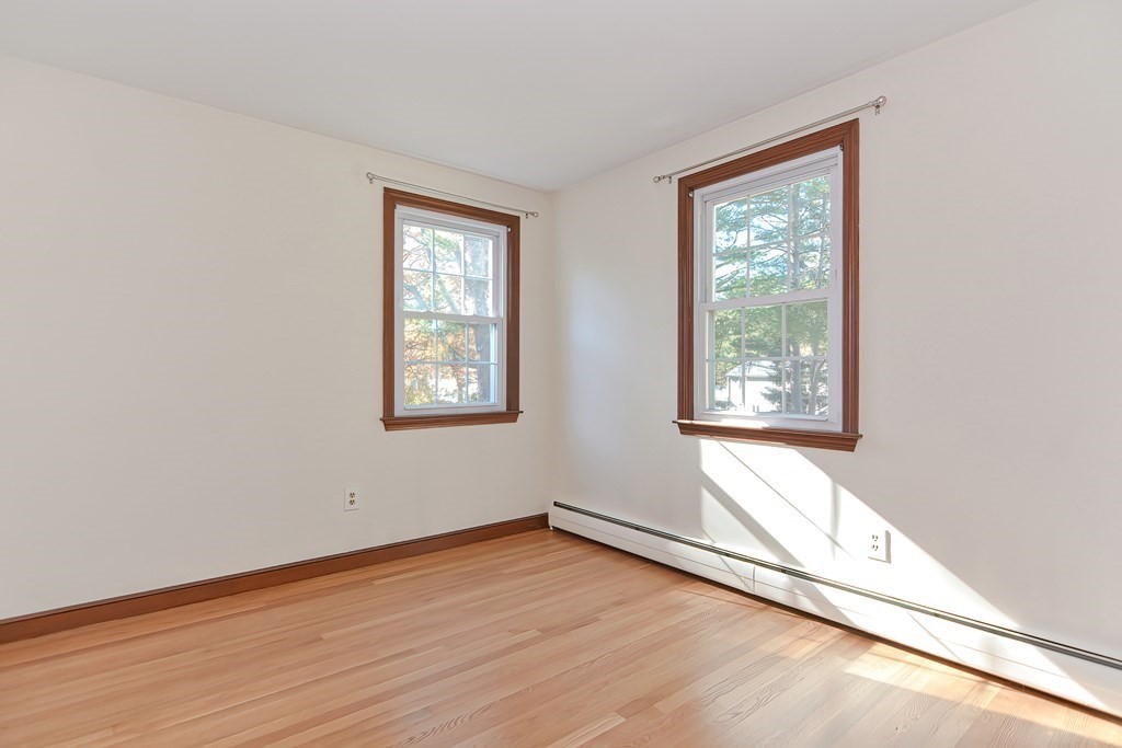 9 Warwick Road Franklin, MA 02038 - Photo 34 of 41 Gallery Image 34