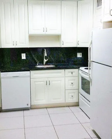 $179,000 | 4169 Southwest 67th Avenue, Unit 205, Davie, FL 33314