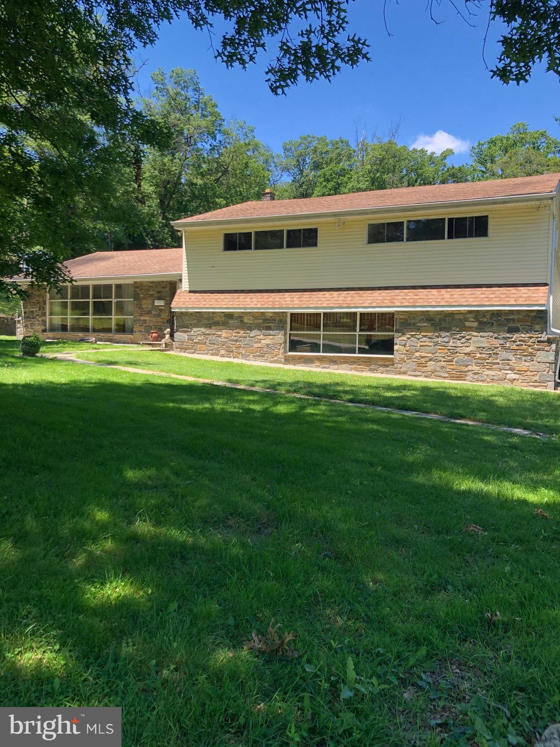 1030 Arboretum Road Wyncote, PA 19095 - Photo 1 of 4 Gallery Image 1
