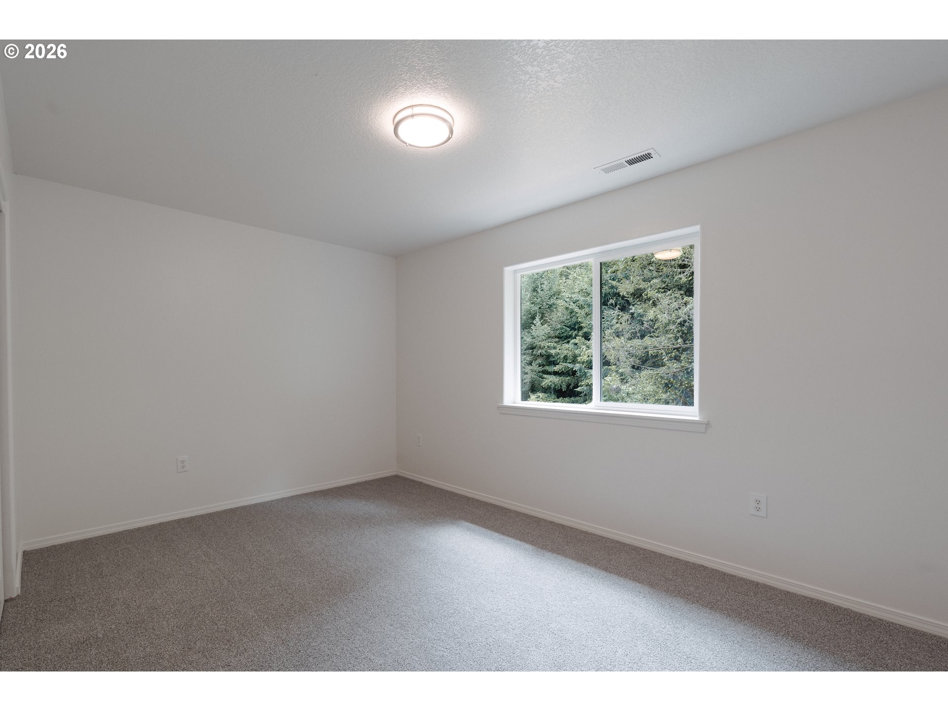 1006 Northeast Mariners Loop Portland, OR 97211 - Photo 21 of 32