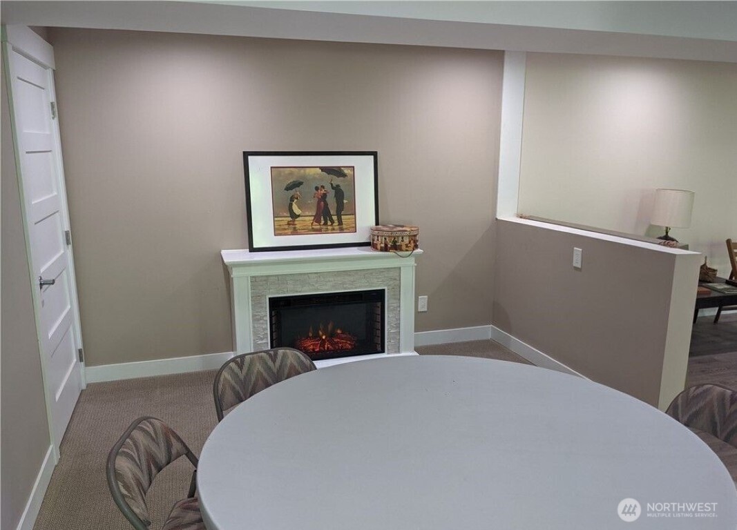 9807 Northeast 124th Street, Unit 204 Kirkland, WA 98034 - Photo 20 of 20