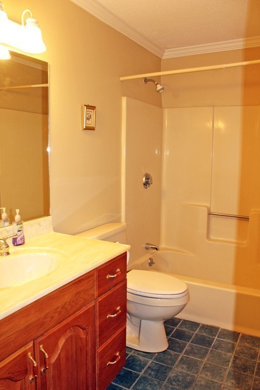 181 Littleton Road, Unit 341 Chelmsford, MA 01824 - Photo 11 of 19 Gallery Image 11