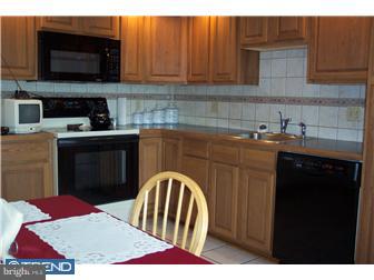 111 Pine Valley Road Delran, NJ 08075 - Photo 5 of 7 Kitchen