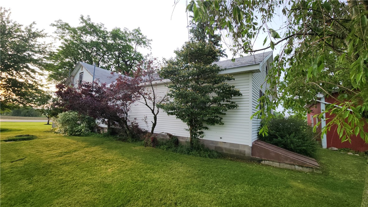 817 Pre Emption Road Penn Yan, NY 14527 - Photo 12 of 31