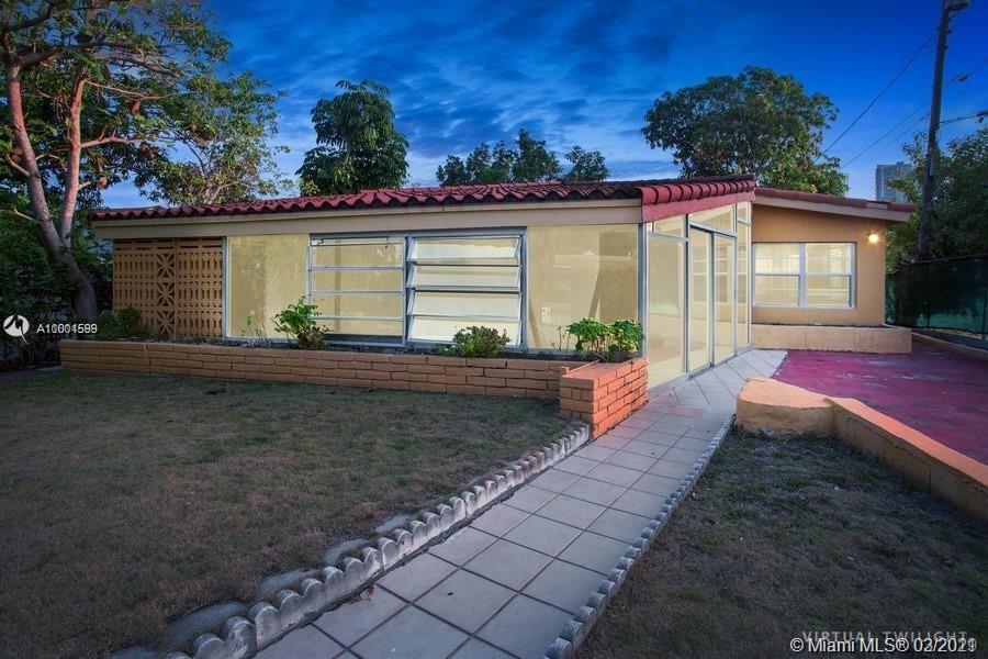 321 Southwest 20th Road Miami, FL 33129 - Photo 1 of 10