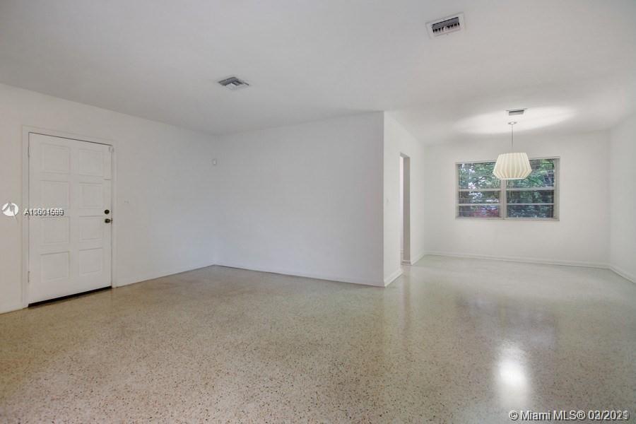 321 Southwest 20th Road Miami, FL 33129 - Photo 4 of 10