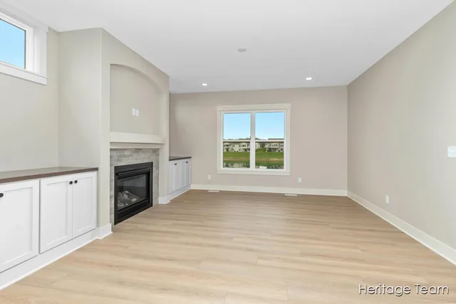 $378,900 | 3446 Riverwalk Drive, Unit 58, Hamilton, MI 49419