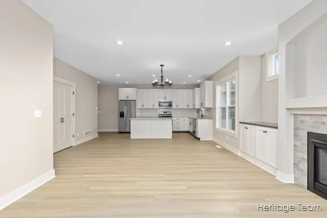 $378,900 | 3446 Riverwalk Drive, Unit 58, Hamilton, MI 49419