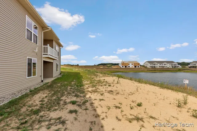 $378,900 | 3446 Riverwalk Drive, Unit 58, Hamilton, MI 49419