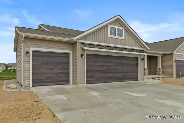 $378,900 | 3446 Riverwalk Drive, Unit 58, Hamilton, MI 49419