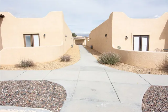 a view of back yard of the house
