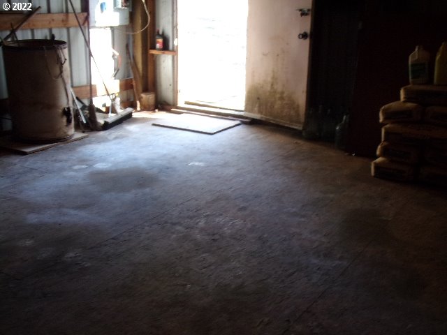 6116 Azalea-Glen Road Glendale, OR 97442 - Photo 20 of 28 Shed
