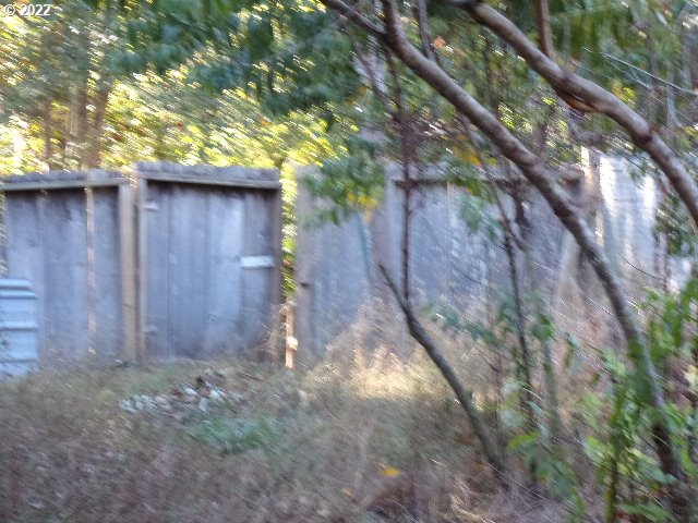 6116 Azalea-Glen Road Glendale, OR 97442 - Photo 27 of 28 Gallery Image 27