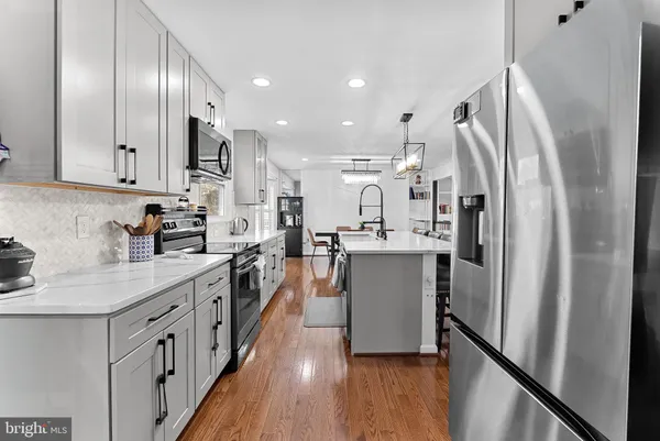 $935,000 | 6208 Ormandy Drive, Burke, VA 22015