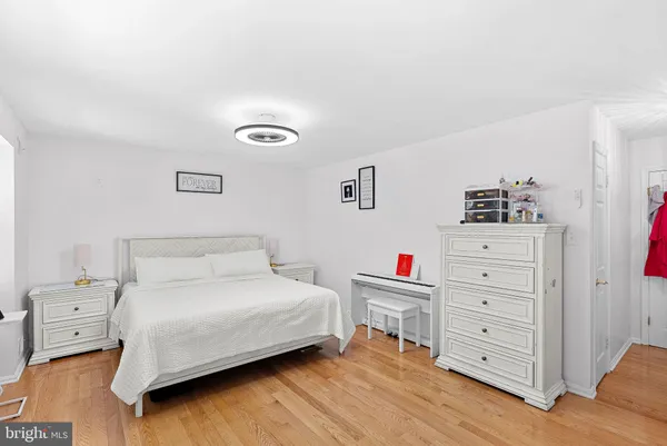 $935,000 | 6208 Ormandy Drive, Burke, VA 22015