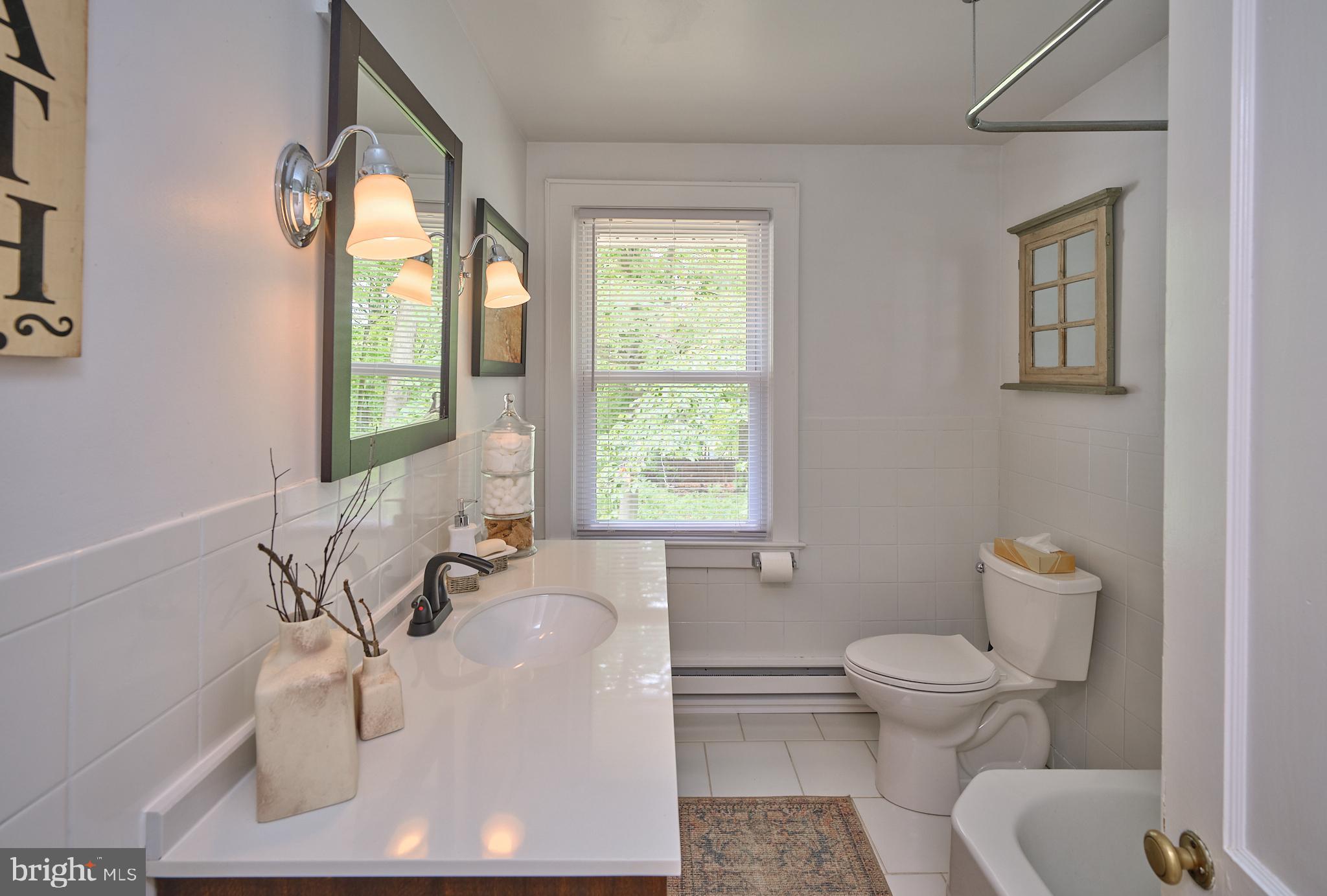 6832 Upper York Road New Hope, PA 18938 - Photo 14 of 25