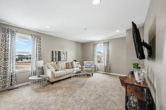 $659,900 | 16089 Diamante Drive, Macomb, MI 48044