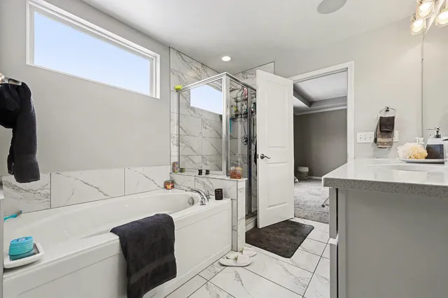 $659,900 | 16089 Diamante Drive, Macomb, MI 48044