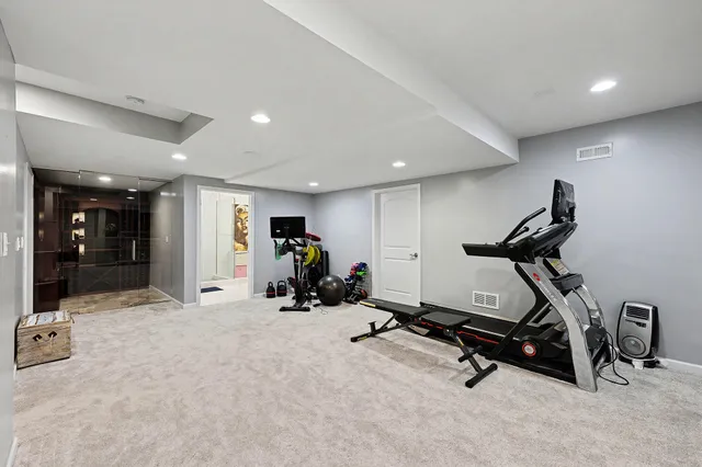 $659,900 | 16089 Diamante Drive, Macomb, MI 48044