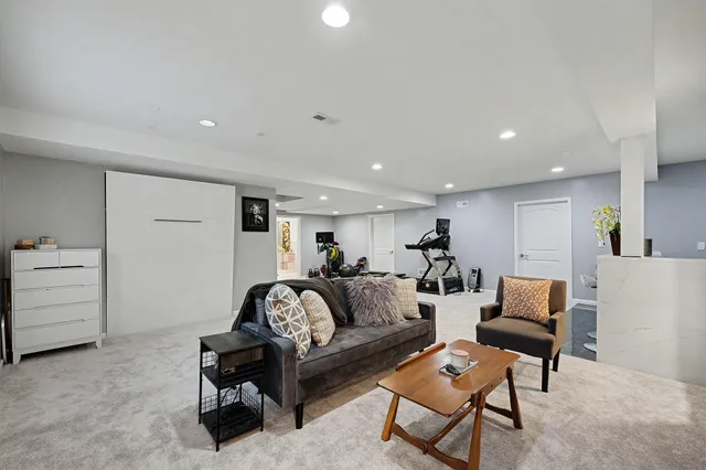 $659,900 | 16089 Diamante Drive, Macomb, MI 48044