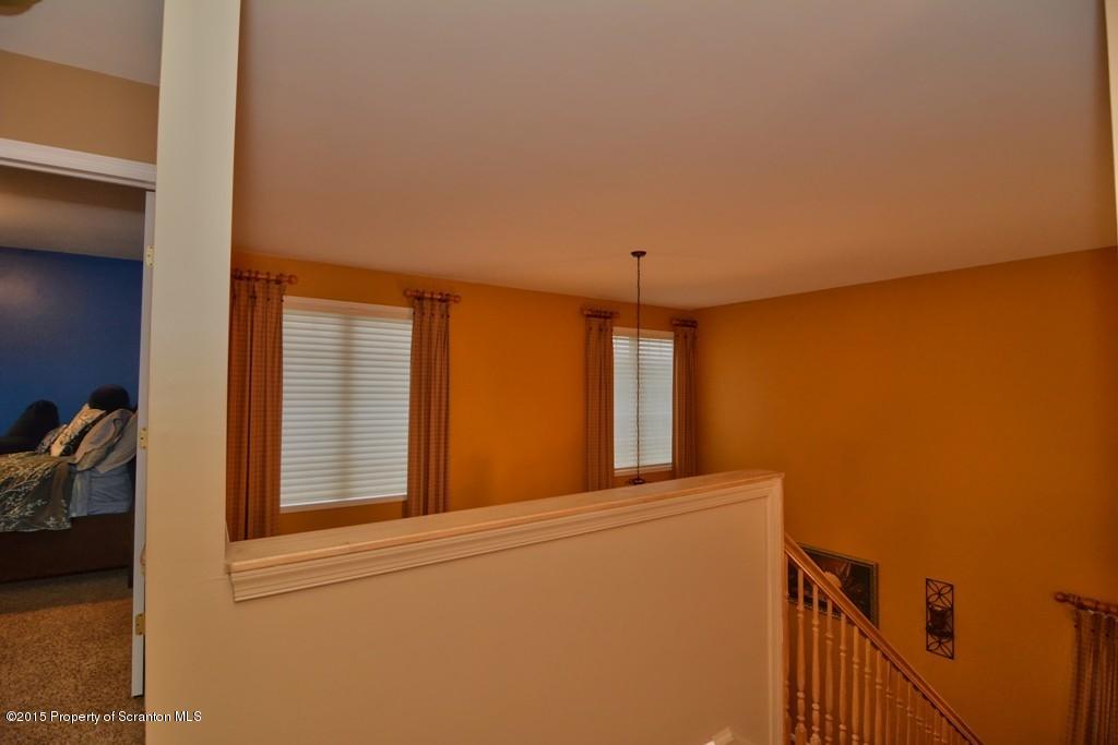 731 Laurel Road Mayfield, PA 18433 - Photo 33 of 81 Gallery Image 33