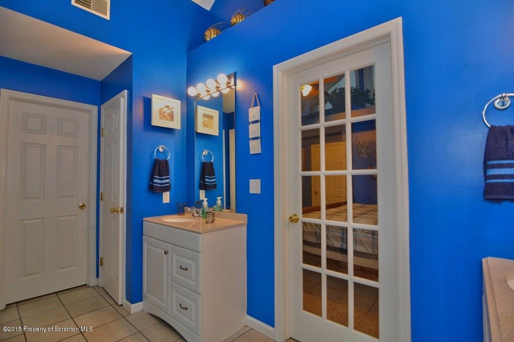 731 Laurel Road Mayfield, PA 18433 - Photo 42 of 81 Gallery Image 42