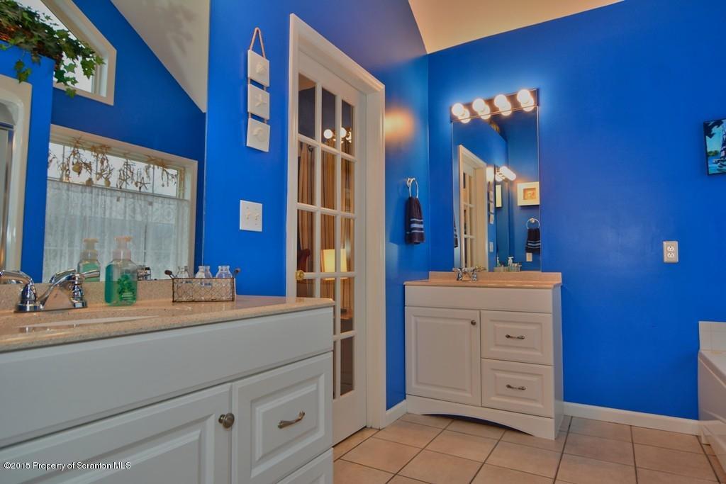 731 Laurel Road Mayfield, PA 18433 - Photo 43 of 81 Gallery Image 43