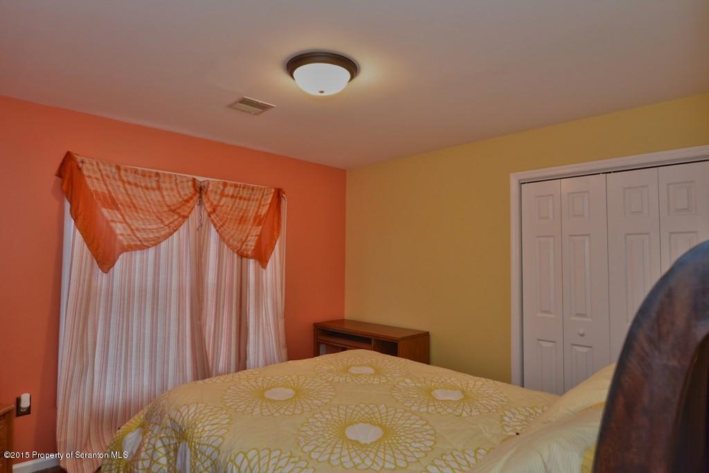 731 Laurel Road Mayfield, PA 18433 - Photo 49 of 81 Gallery Image 49