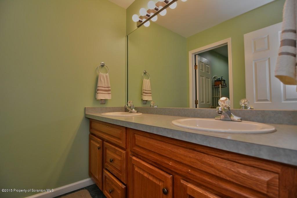 731 Laurel Road Mayfield, PA 18433 - Photo 54 of 81 Gallery Image 54