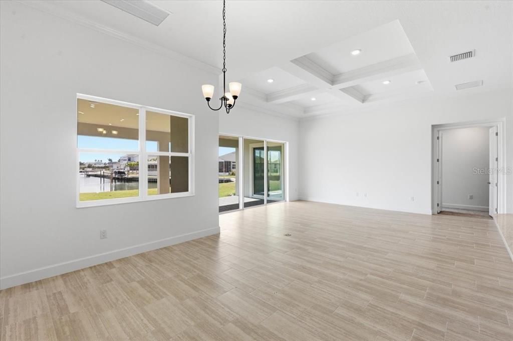 910 Signet Drive Apollo Beach, FL 33572 - Photo 12 of 34