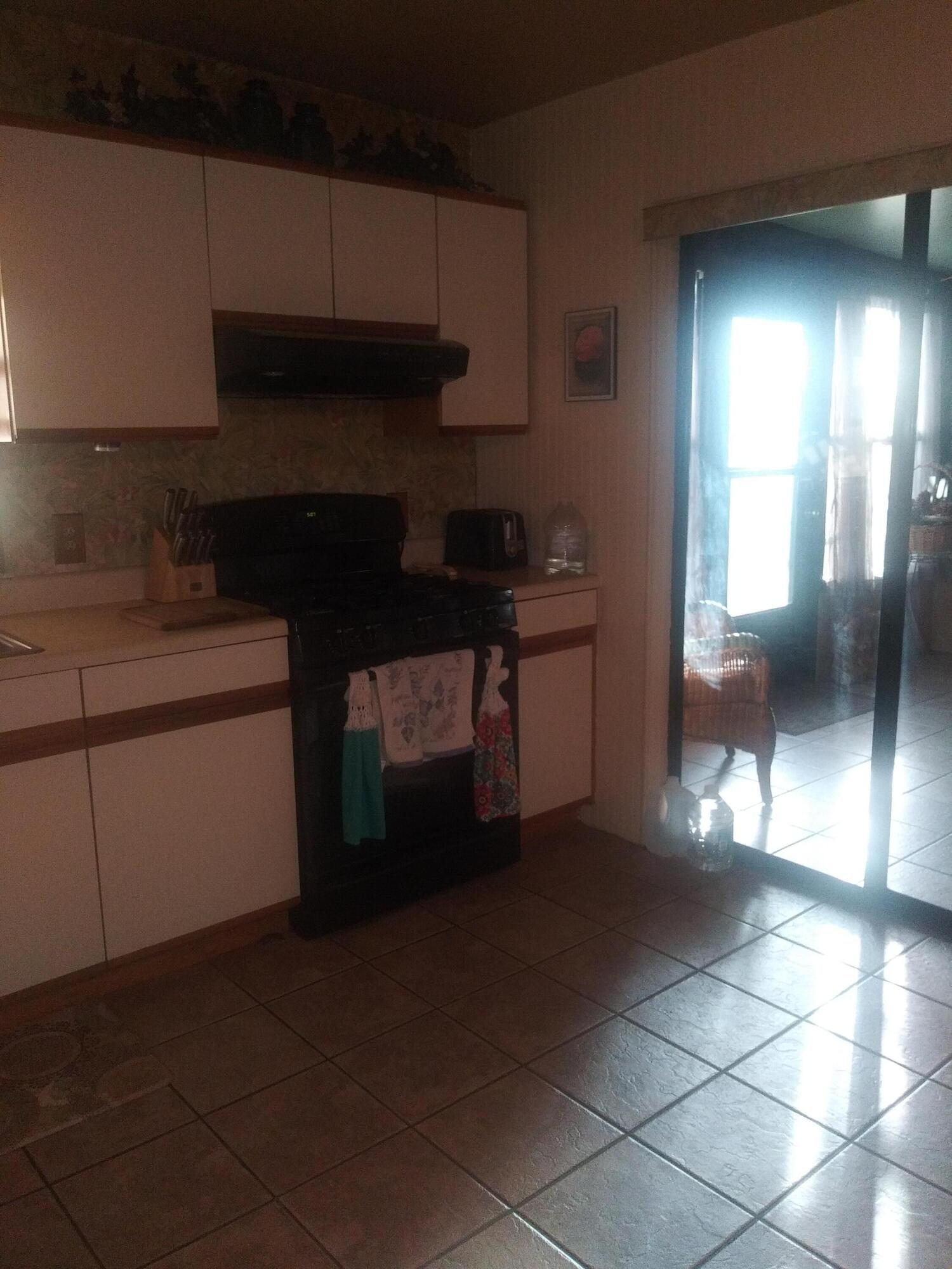 4605 Southeast Circle Way Stuart, FL 34997 - Photo 29 of 38 20211109_161108