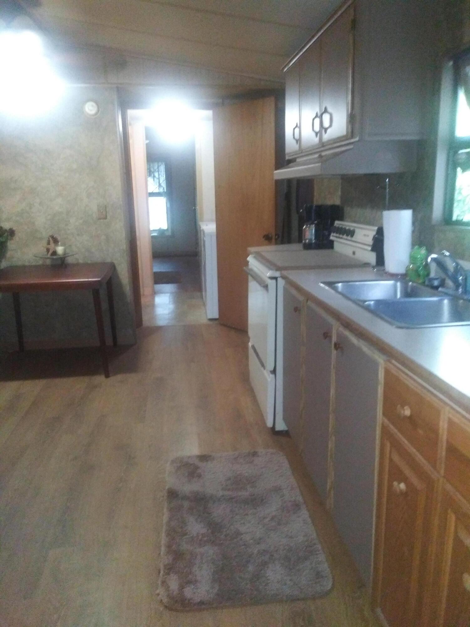 4605 Southeast Circle Way Stuart, FL 34997 - Photo 8 of 38 20211109_160800