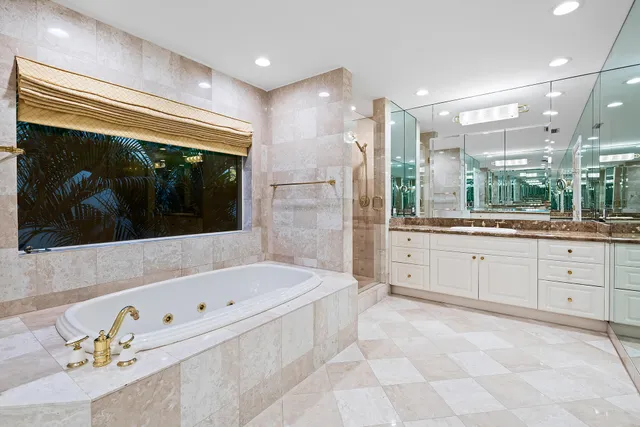 $14,000 | 413 Coconut Isle Drive, Fort Lauderdale, FL 33301