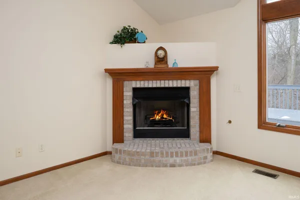 $287,590 | 811 Falcon Creek Parkway, Fort Wayne, IN 46845